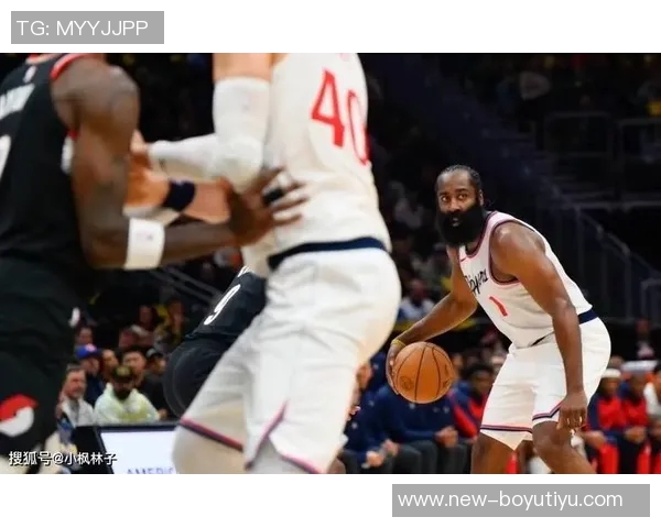 哈登赞范甘迪定制文化衫展现疯狂热情全力支持球队